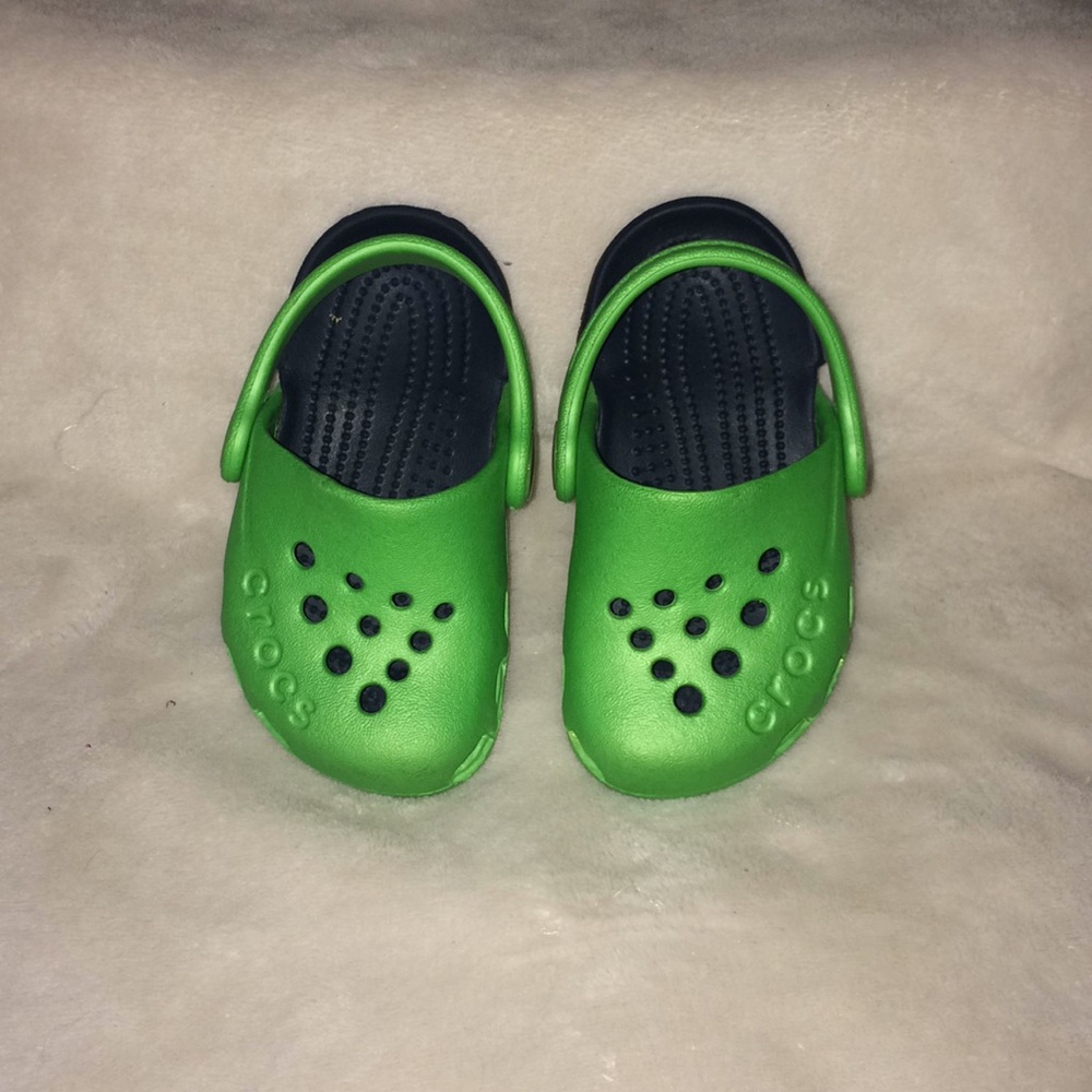 Infant crocs